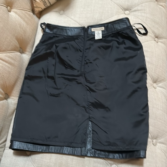 apostrophe leather skirt size 4 - Picture 3 of 6